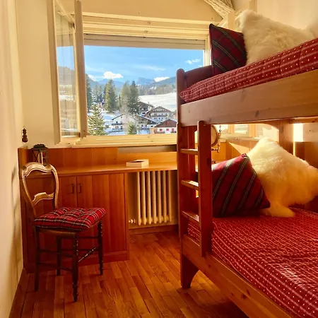 Apartment With Balcony Overlooking Tofane-free Parking